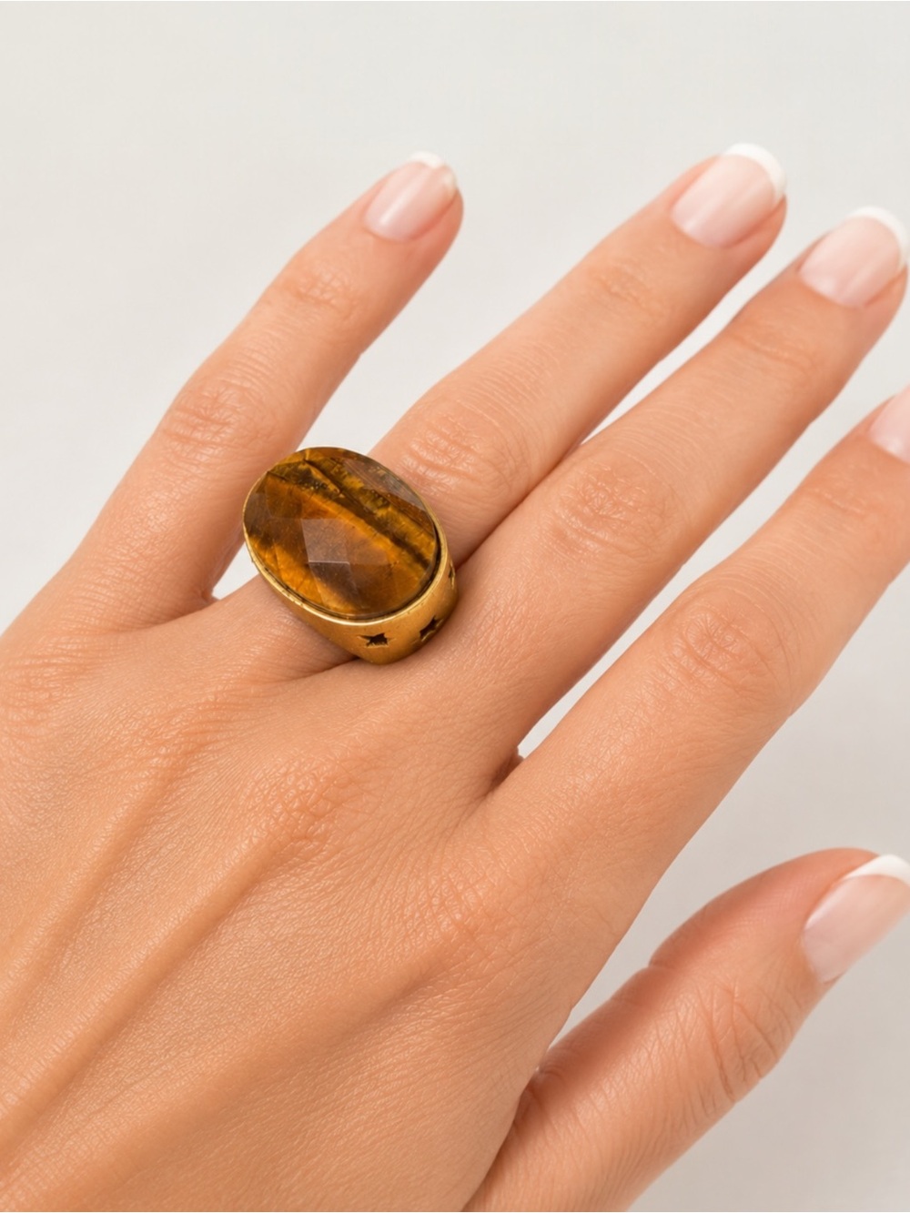 Vintage Tiger Eye Statement Ring Sz 8 Gold Tone Oval Celestial Star Cutout Boho